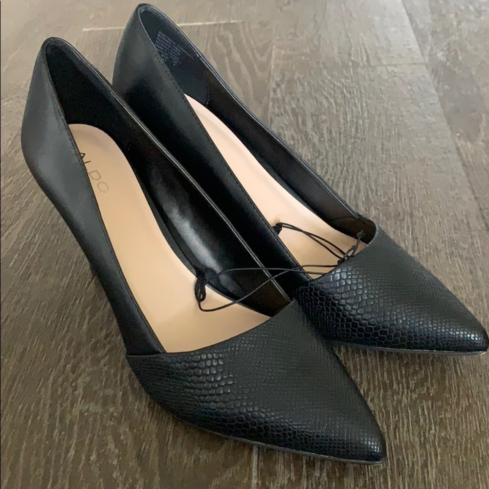 New sz 10 Aldo pumps